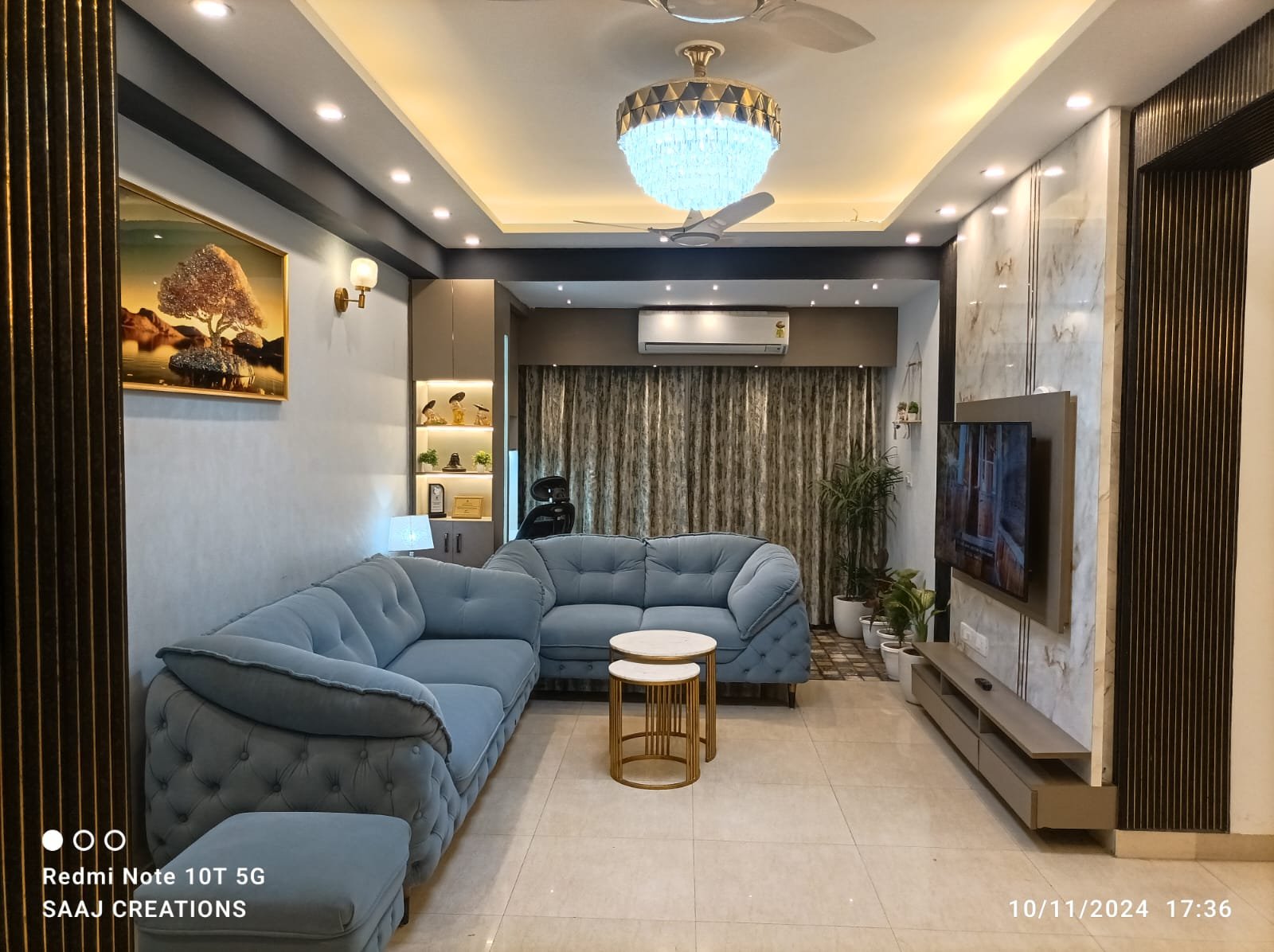 Luxury villa master suite